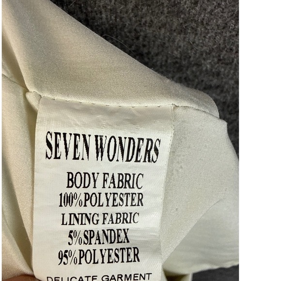 Seven Wonders Off White High Waisted Belted Shorts Lace Trim Pleated Size M US 6 - Picture 6 of 13